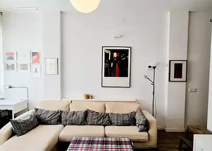 Florit Flats - The Canovas Apartment